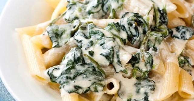 Baked pasta with shop spinach and ricotta